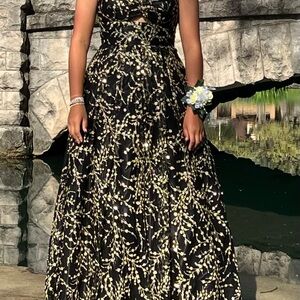 Blondie Nites Elegant Black and Gold Prom Gown